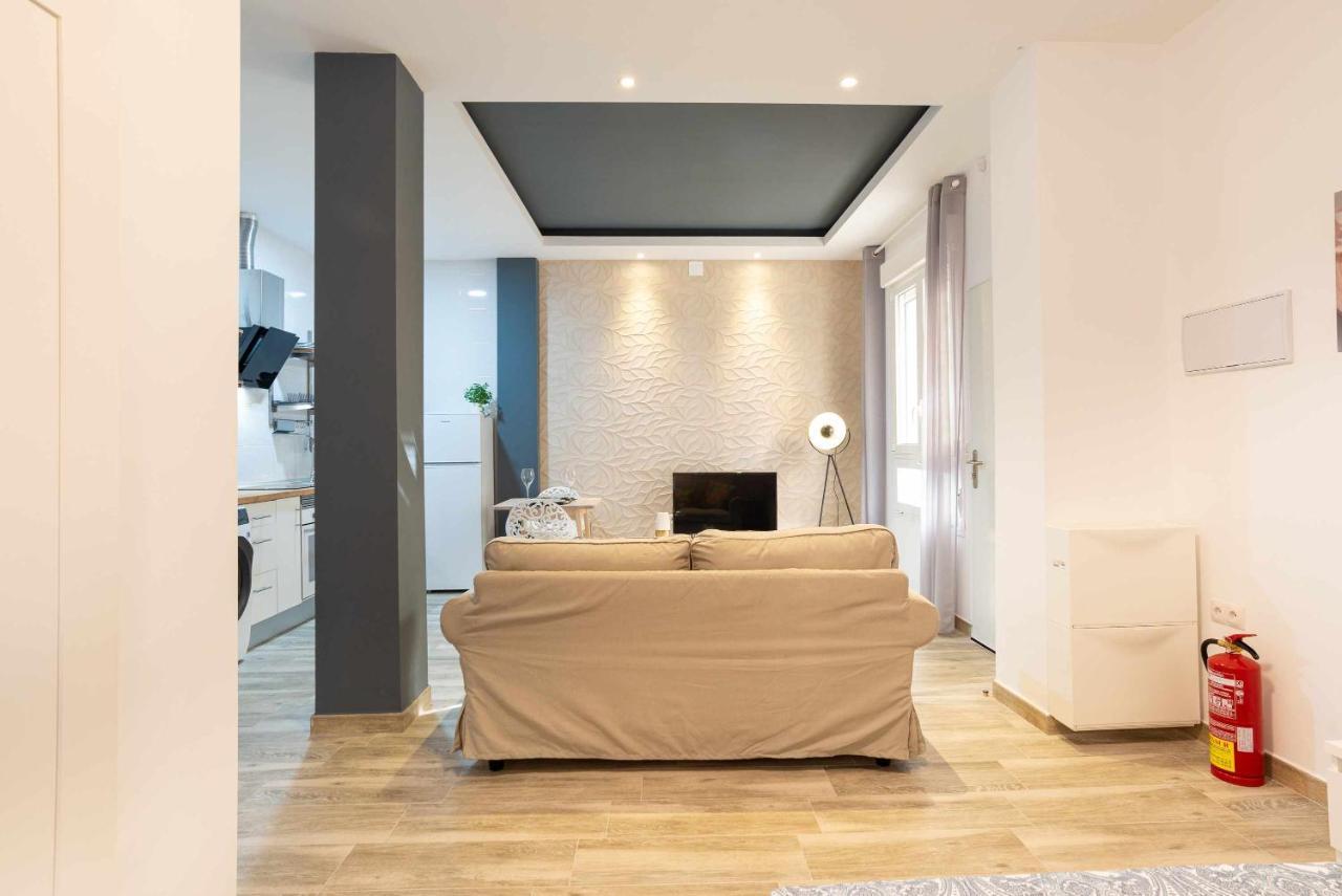 Vialia Suites Cinema Málaga Buitenkant foto